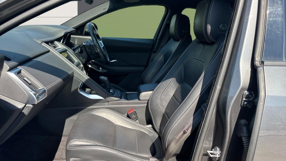 Jaguar E-Pace 2.0 [200] R-Dynamic S 5dr Auto Petrol Estate - Image 3
