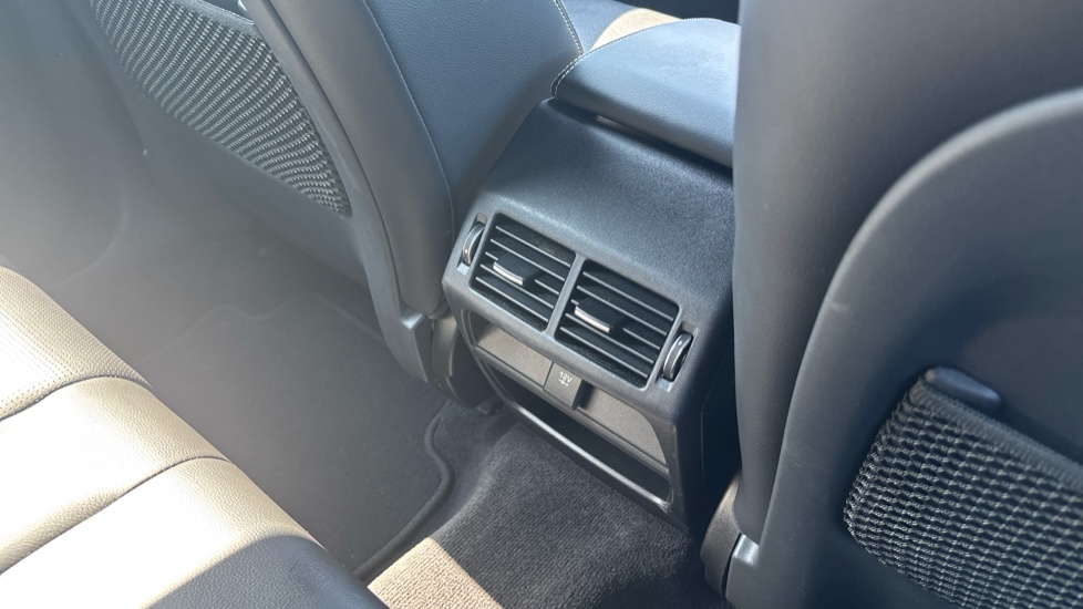 Jaguar E-Pace 2.0 [200] R-Dynamic S 5dr Auto Petrol Estate - Image 18