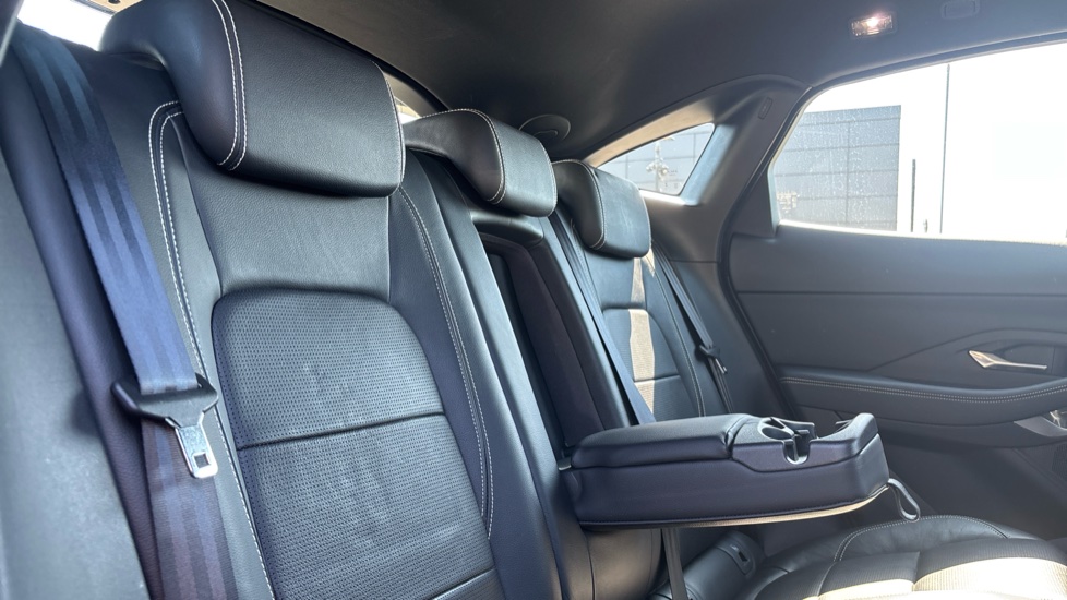 Jaguar E-Pace 2.0 [200] R-Dynamic S 5dr Auto Petrol Estate - Image 23