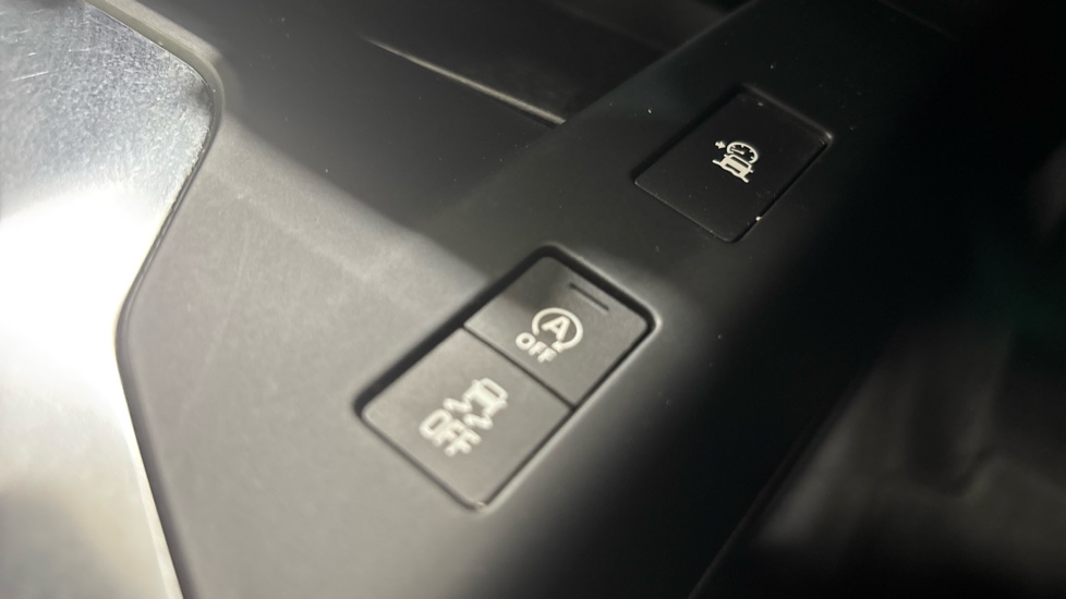 Jaguar E-Pace 2.0 [200] R-Dynamic S 5dr Auto Petrol Estate - Image 37