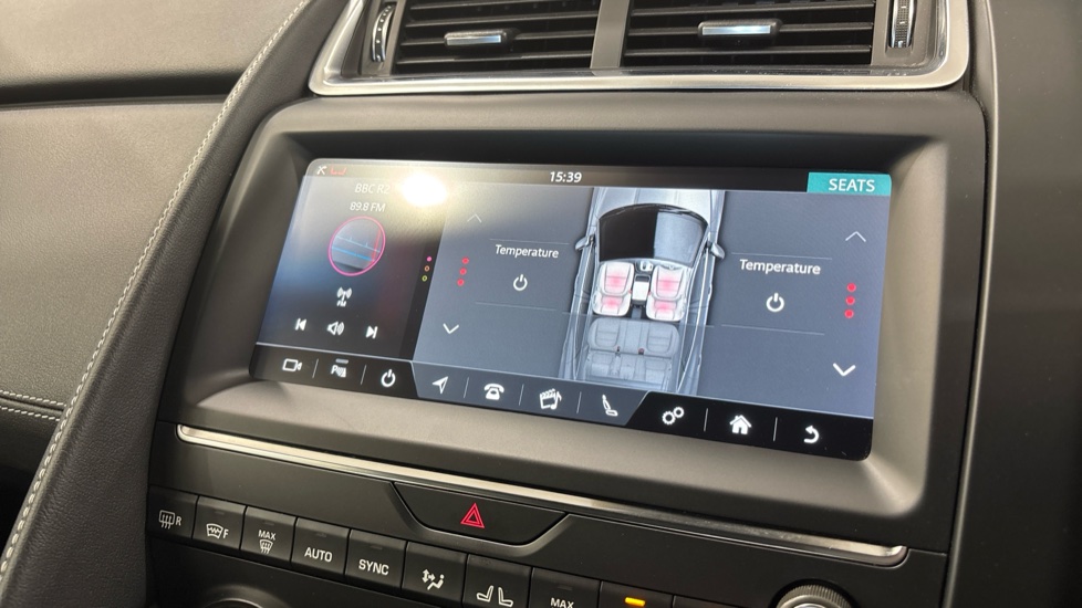 Jaguar E-Pace 2.0 [200] R-Dynamic S 5dr Auto Petrol Estate - Image 44