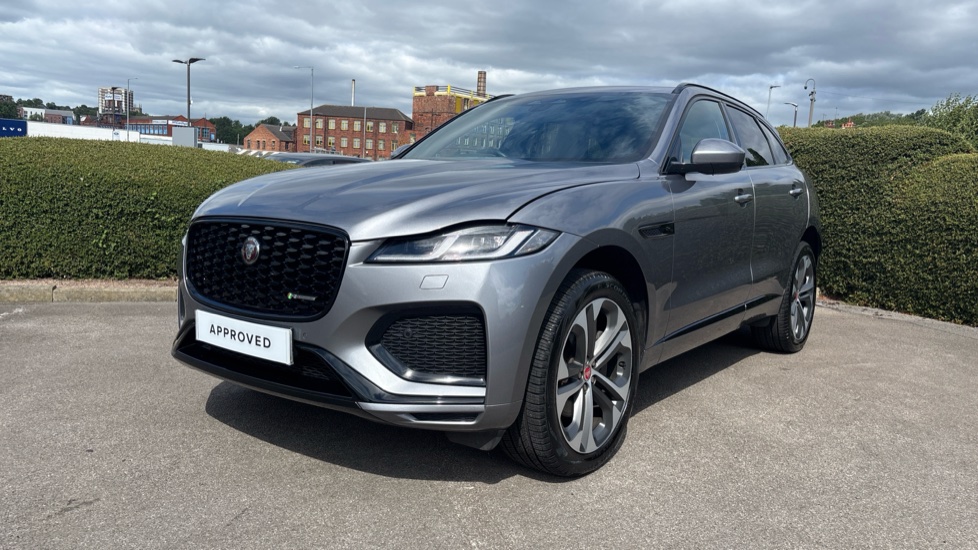Jaguar F-Pace 2.0 D200 R-Dynamic HSE 5dr Auto AWD Diesel Estate - Image 40