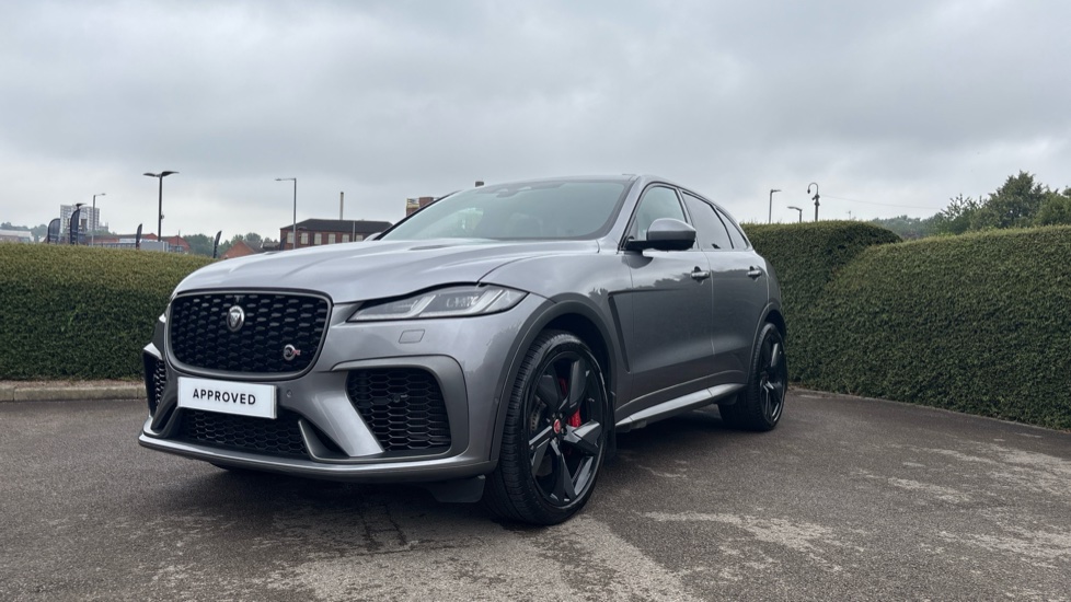 Jaguar F-Pace 5.0 V8 550 SVR 5dr Auto AWD Petrol Estate - Image 42