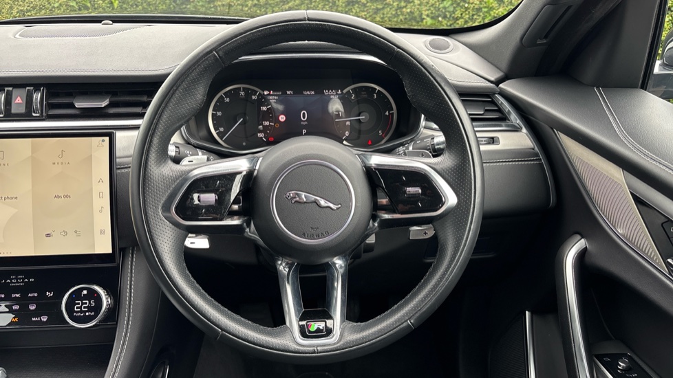 Jaguar F-Pace 2.0 D200 R-Dynamic S 5dr Auto AWD Diesel Estate - Image 15