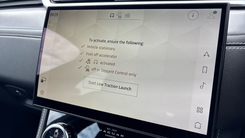 Jaguar F-Pace 2.0 D200 R-Dynamic S 5dr Auto AWD Diesel Estate - Image 41