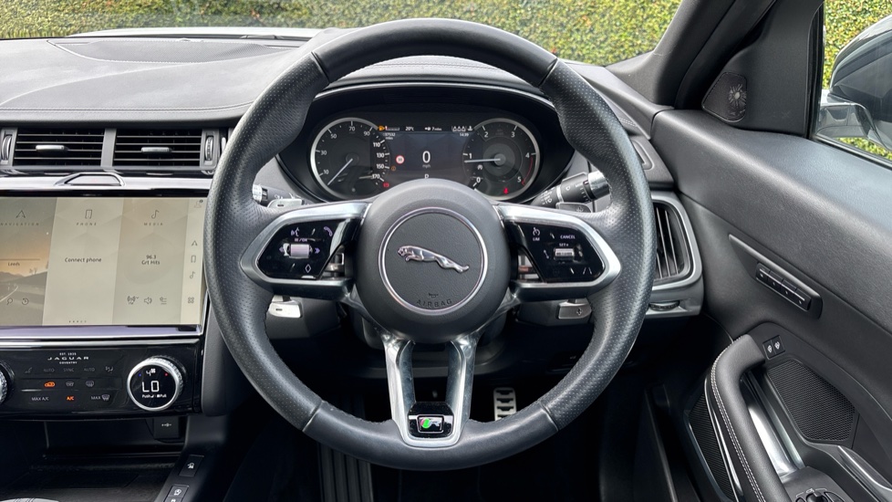 Jaguar E-Pace 2.0 D200 R-Dynamic SE 5dr Auto Diesel Estate - Image 15