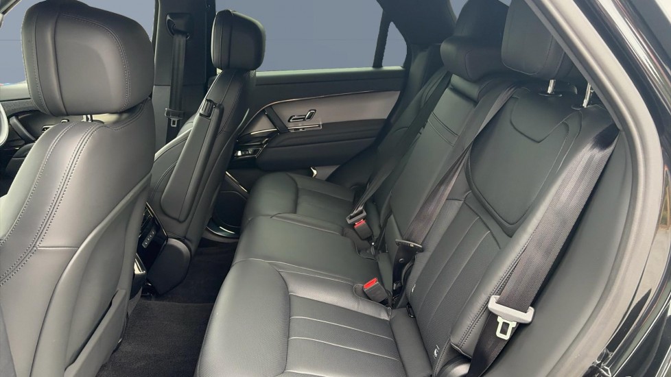 Land Rover Range Rover Sport 3.0 D250 Edition 5dr Auto Diesel Estate - Image 4