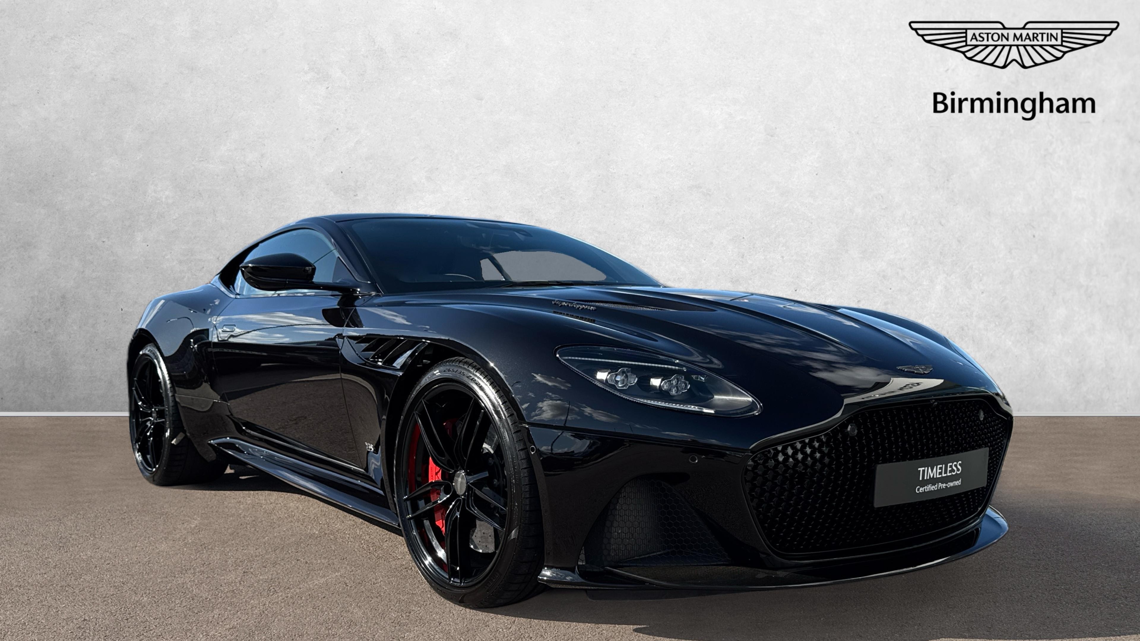 Aston Martin DBS 2019