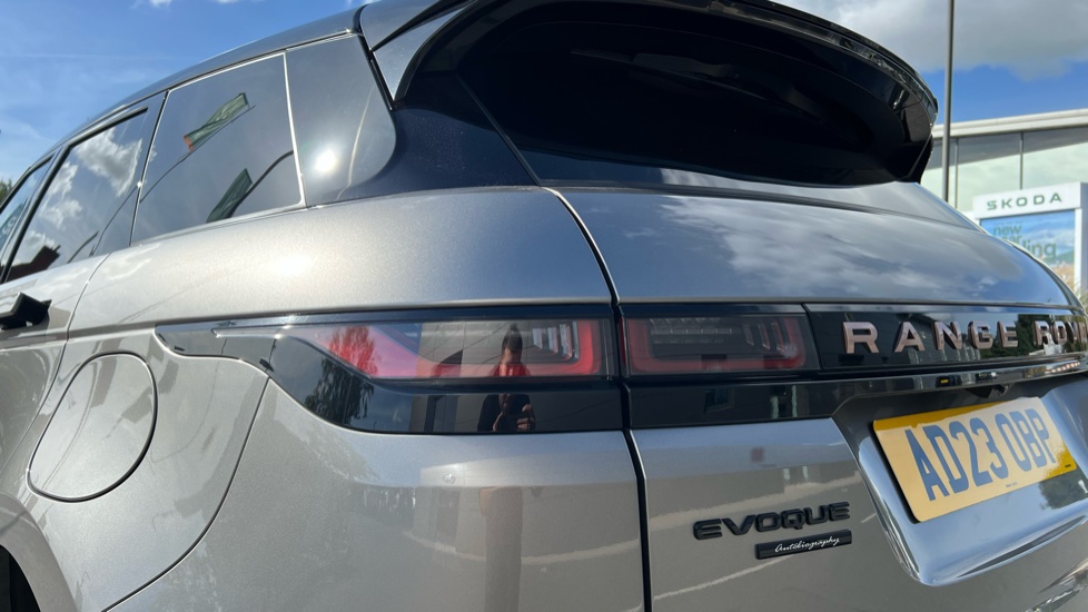 Land Rover Range Rover Evoque 1.5 P300e Autobiography 5dr Auto Hatchback - Image 19