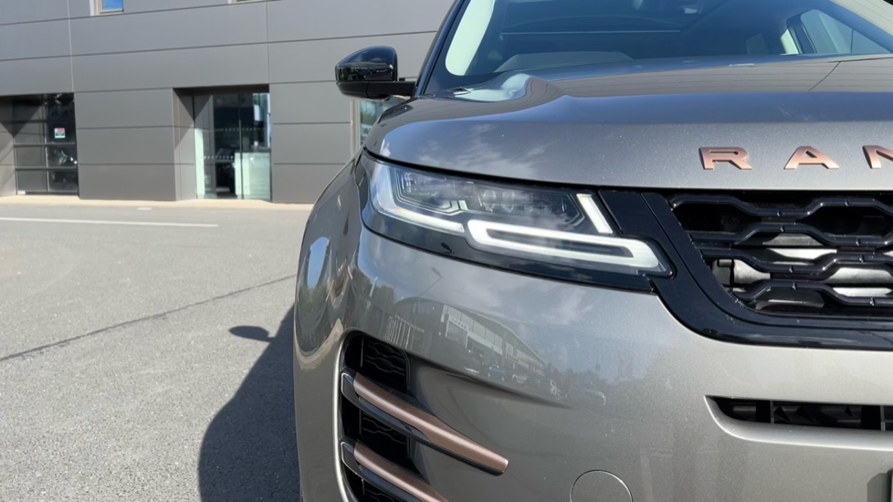 Land Rover Range Rover Evoque 1.5 P300e Autobiography 5dr Auto Hatchback - Image 29