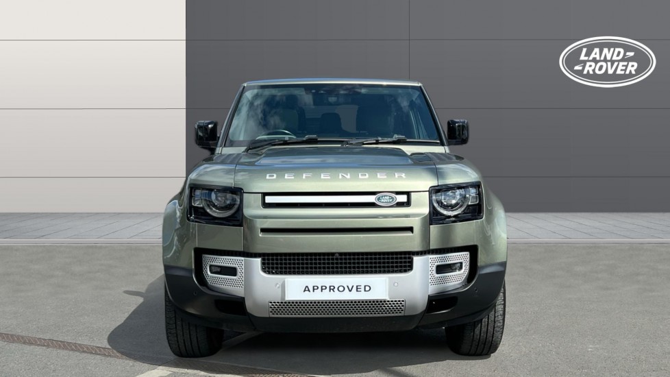 Land Rover Defender 3.0 D250 HSE 90 3dr Auto Diesel Estate - Image 7