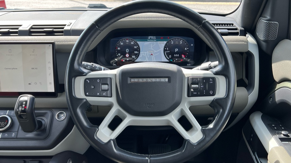 Land Rover Defender 3.0 D250 HSE 90 3dr Auto Diesel Estate - Image 15