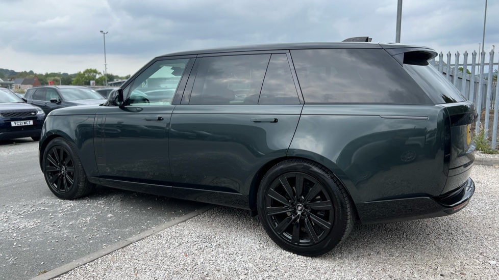 Land Rover Range Rover 3.0 D350 HSE LWB 4dr Auto [7 Seat] Diesel Estate - Image 21