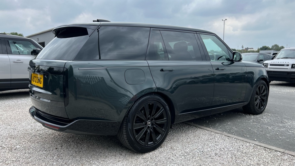 Land Rover Range Rover 3.0 D350 HSE LWB 4dr Auto [7 Seat] Diesel Estate - Image 27