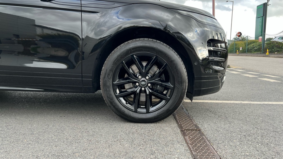 Land Rover Range Rover Evoque 1.5 P270e Edition 5dr Auto Hatchback - Image 8