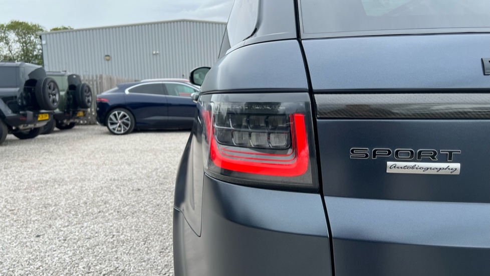 Land Rover Range Rover Sport 3.0 SDV6 Autobiography Dynamic 5dr Auto Diesel Estate - Image 30