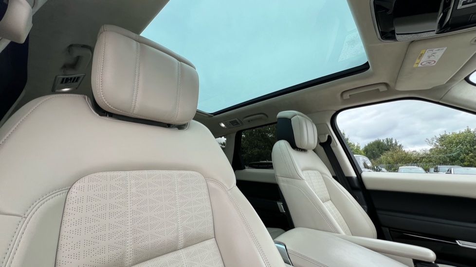 Land Rover Range Rover Sport 3.0 SDV6 Autobiography Dynamic 5dr Auto Diesel Estate - Image 38