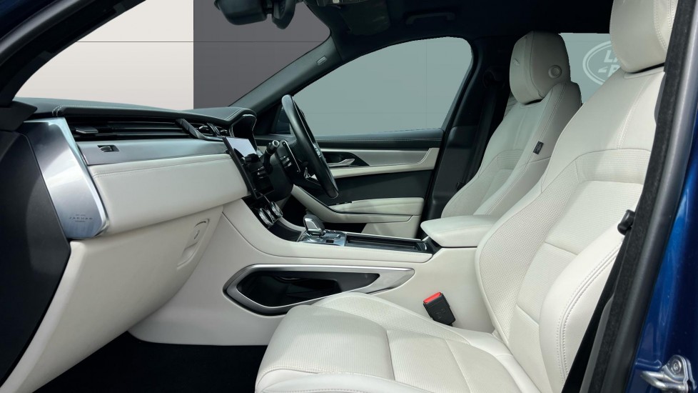 Jaguar F-Pace 2.0 D200 R-Dynamic S 5dr Auto AWD Diesel Estate - Image 3