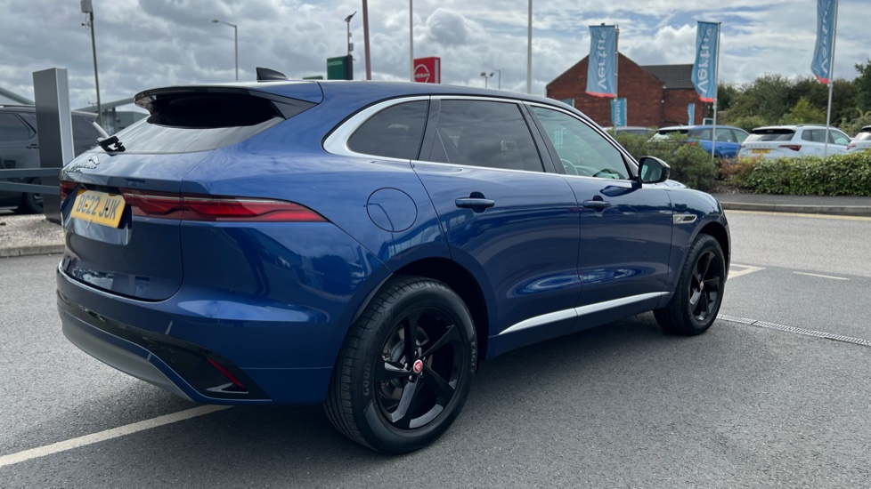 Jaguar F-Pace 2.0 D200 R-Dynamic S 5dr Auto AWD Diesel Estate - Image 27