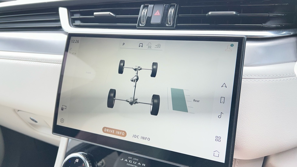 Jaguar F-Pace 2.0 D200 R-Dynamic S 5dr Auto AWD Diesel Estate - Image 40