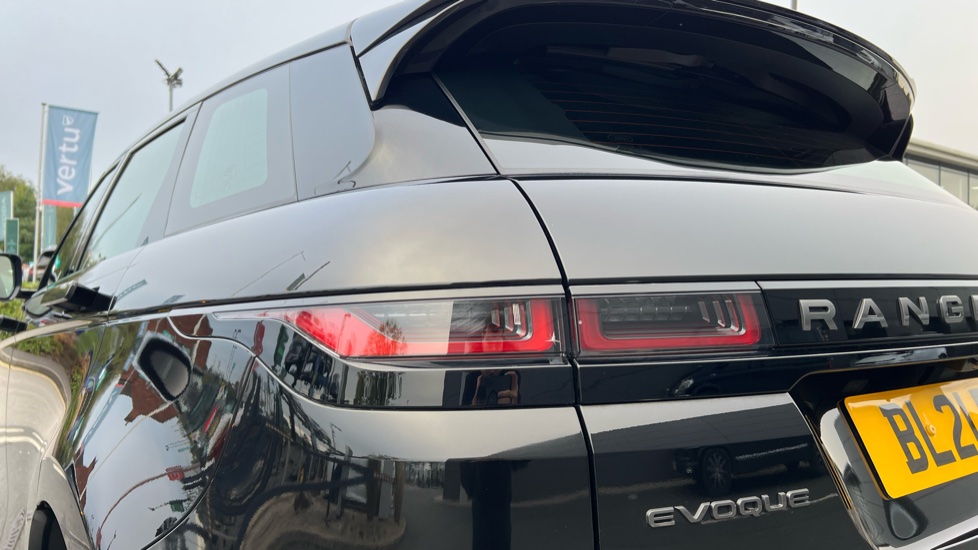 Land Rover Range Rover Evoque 2.0 D200 R-Dynamic S 5dr Auto Diesel Hatchback - Image 19