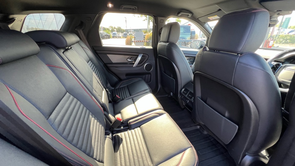Land Rover Discovery Sport 2.0 D180 R-Dynamic SE 5dr Auto Diesel Station Wagon - Image 32