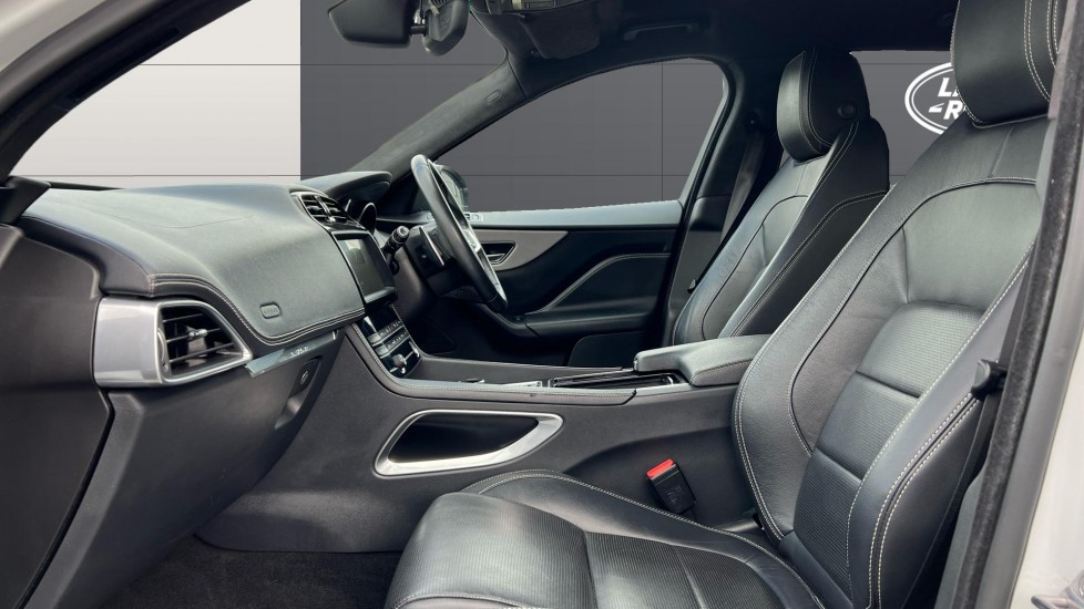 Jaguar F-Pace 2.0d R-Sport 5dr Auto AWD Diesel Estate - Image 3