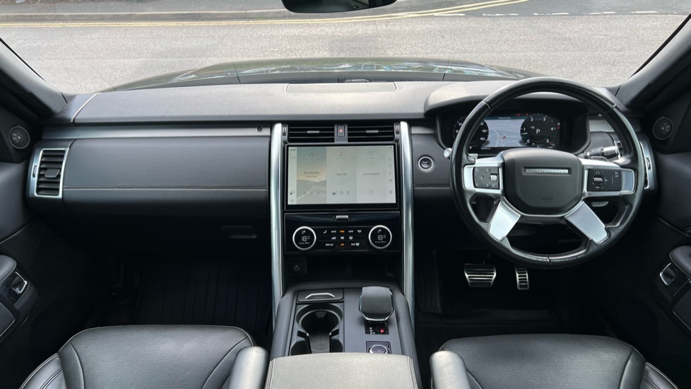 Land Rover Discovery 3.0 D250 R-Dynamic S 5dr Auto Diesel Station Wagon - Image 9