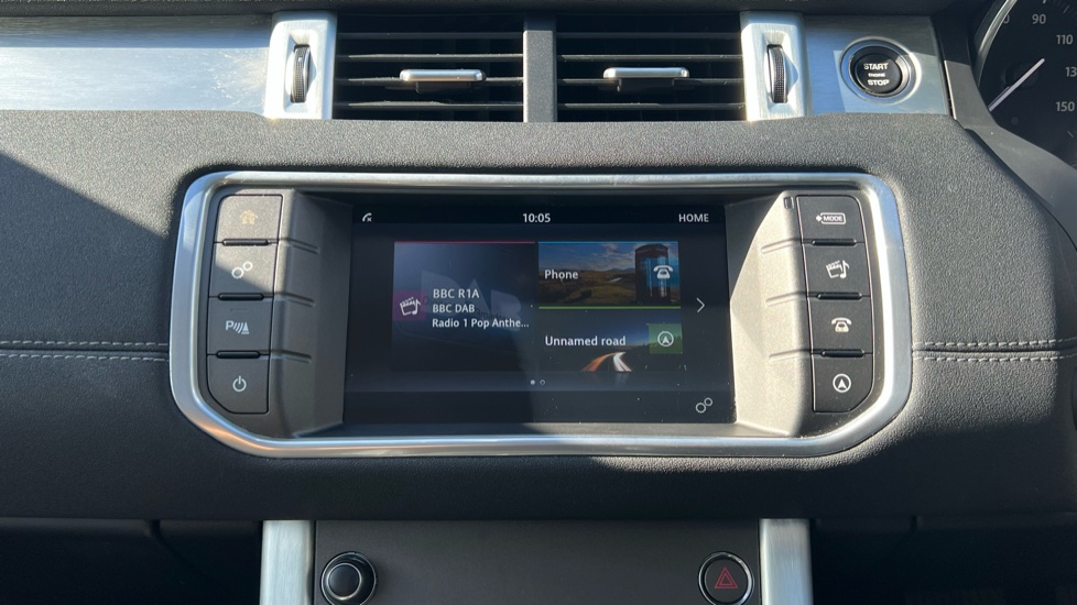 Land Rover Range Rover Evoque 2.0 TD4 SE Tech 5dr Auto Diesel Hatchback - Image 14