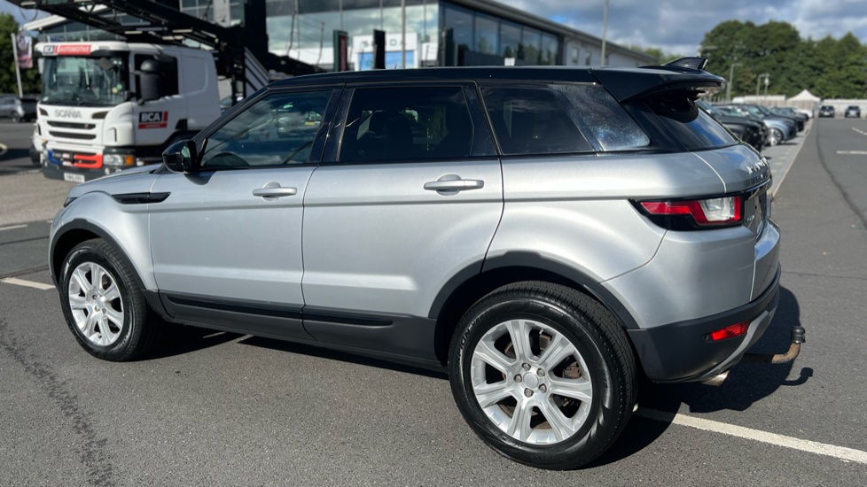 Land Rover Range Rover Evoque 2.0 TD4 SE Tech 5dr Auto Diesel Hatchback - Image 21