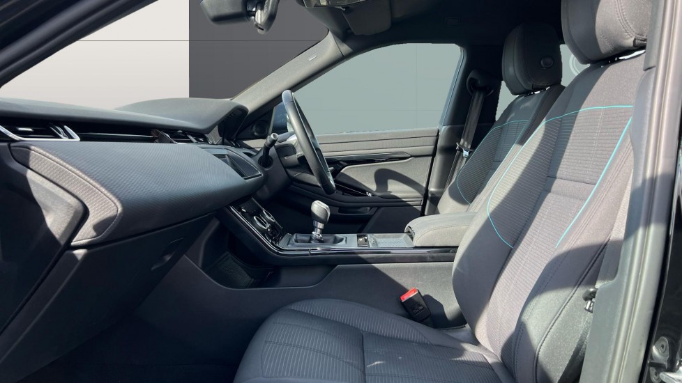 Land Rover Range Rover Evoque 2.0 D150 R-Dynamic 5dr 2WD Diesel Hatchback - Image 3