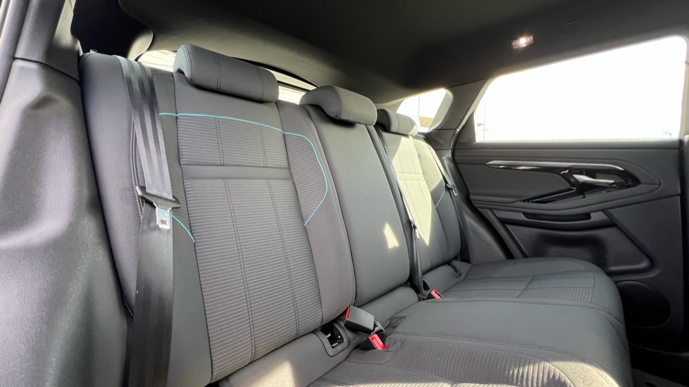 Land Rover Range Rover Evoque 2.0 D150 R-Dynamic 5dr 2WD Diesel Hatchback - Image 32
