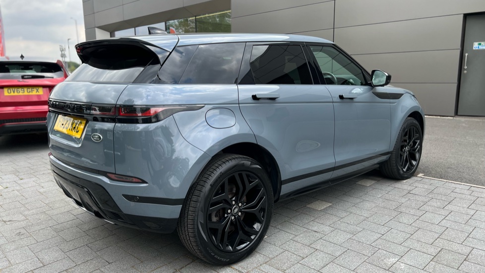 Land Rover Range Rover Evoque 1.5 P300e Evoque Edition 5dr Auto Hatchback - Image 27