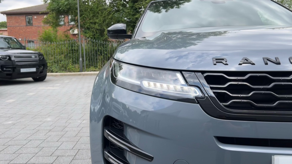 Land Rover Range Rover Evoque 1.5 P300e Evoque Edition 5dr Auto Hatchback - Image 29