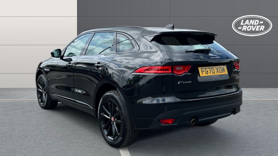 Jaguar F-Pace 2.0 [250] Chequered Flag 5dr Auto AWD Petrol Estate - Image 2