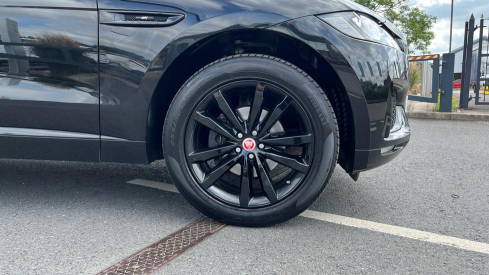 Jaguar F-Pace 2.0 [250] Chequered Flag 5dr Auto AWD Petrol Estate - Image 8