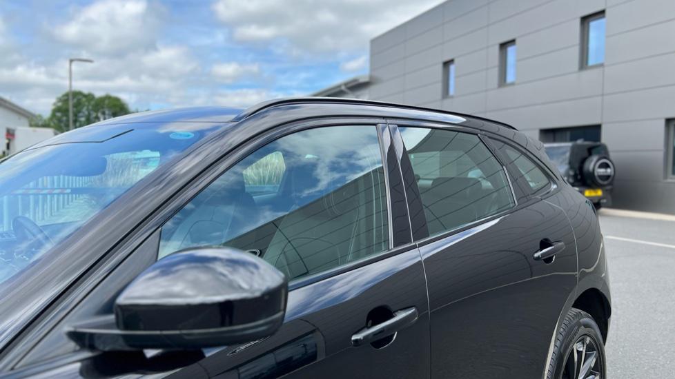 Jaguar F-Pace 2.0 [250] Chequered Flag 5dr Auto AWD Petrol Estate - Image 22