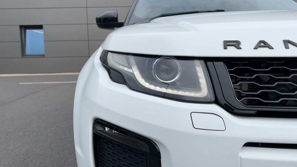 Land Rover Range Rover Evoque 2.0 TD4 HSE Dynamic 5dr Auto Diesel Hatchback - Image 29