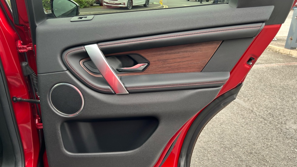 Land Rover Discovery Sport 2.0 D180 R-Dynamic SE 5dr Auto [5 Seat] Diesel Station Wagon - Image 31