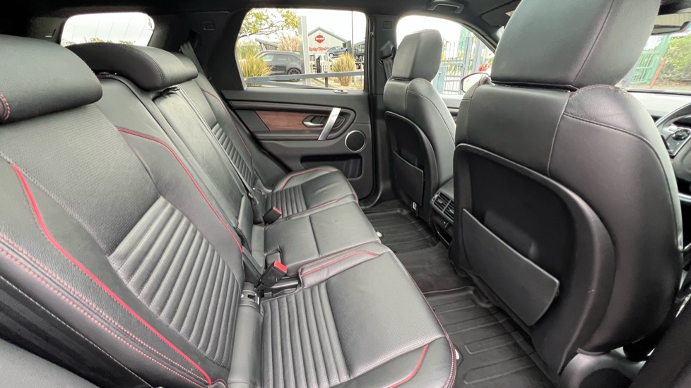 Land Rover Discovery Sport 2.0 D180 R-Dynamic SE 5dr Auto [5 Seat] Diesel Station Wagon - Image 32