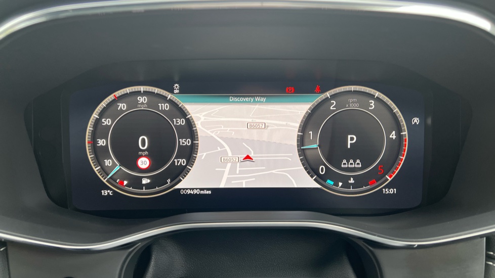 Jaguar F-Pace 2.0 D200 R-Dynamic HSE Black 5dr Auto AWD Diesel Estate - Image 16