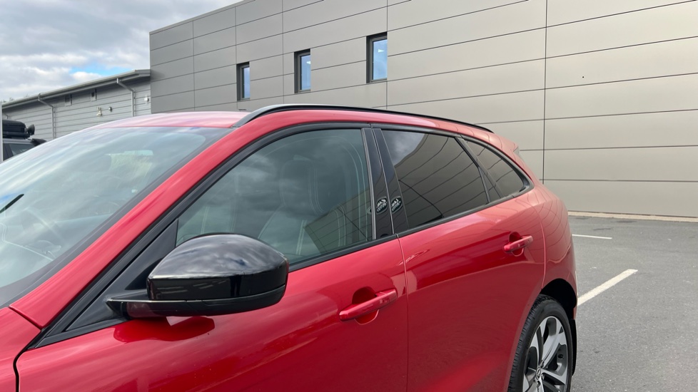 Jaguar F-Pace 2.0 D200 R-Dynamic HSE Black 5dr Auto AWD Diesel Estate - Image 22