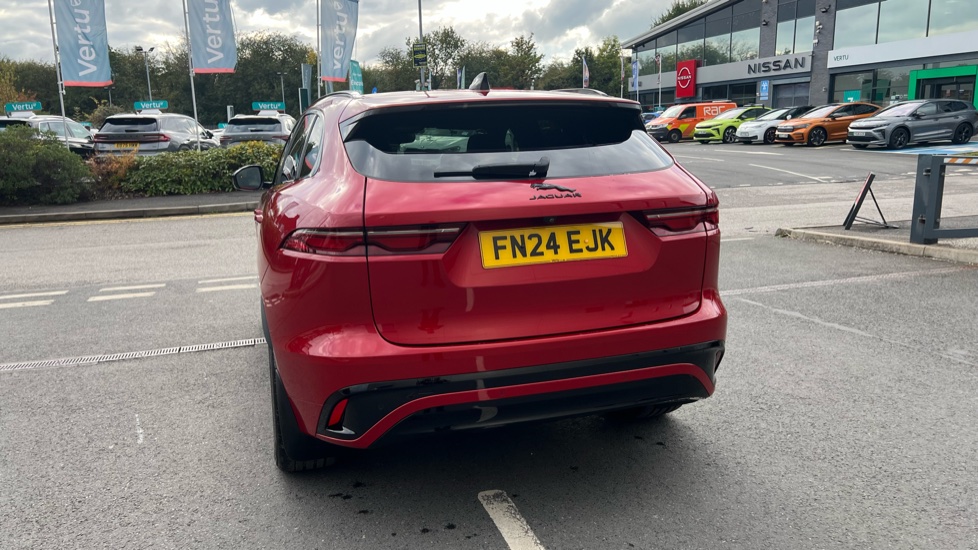 Jaguar F-Pace 2.0 D200 R-Dynamic HSE Black 5dr Auto AWD Diesel Estate - Image 28