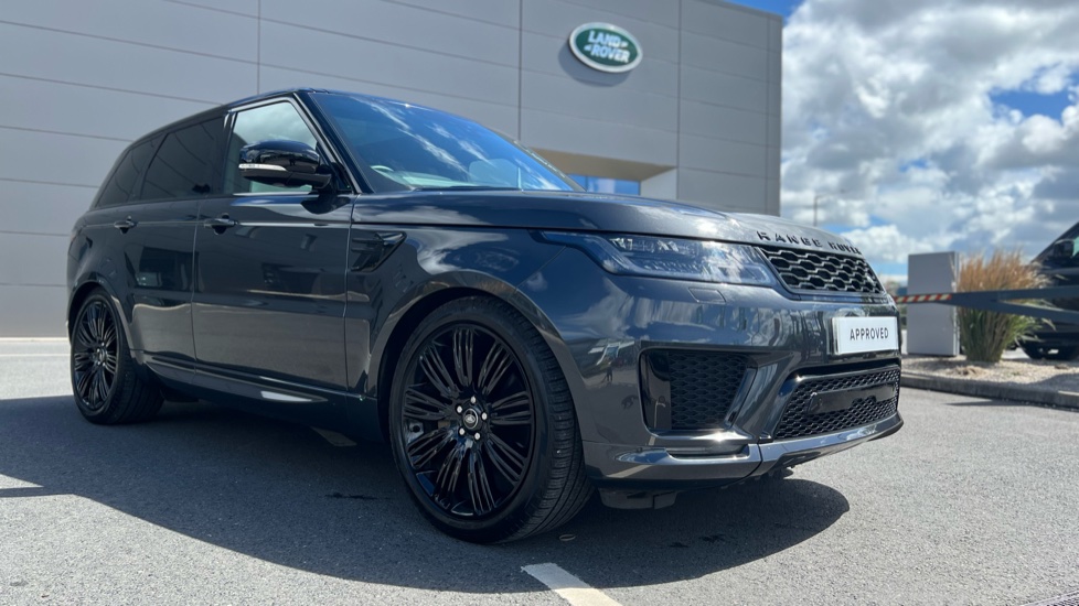 Land Rover Range Rover Sport 3.0 D300 HSE Dynamic Black 5dr Auto Diesel Estate - Image 25