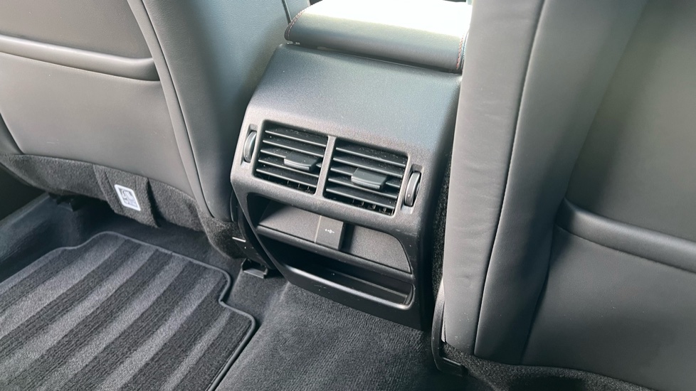 Land Rover Discovery Sport 2.0 D200 R-Dynamic HSE 5dr Auto [5 Seat] Diesel Station Wagon - Image 18