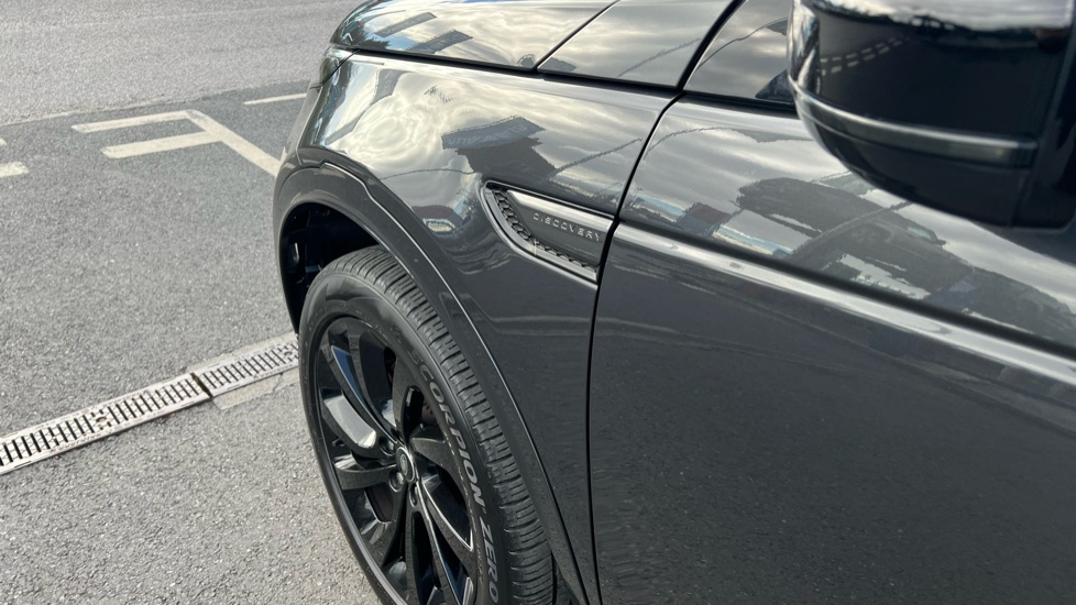 Land Rover Discovery Sport 2.0 D200 R-Dynamic HSE 5dr Auto [5 Seat] Diesel Station Wagon - Image 20