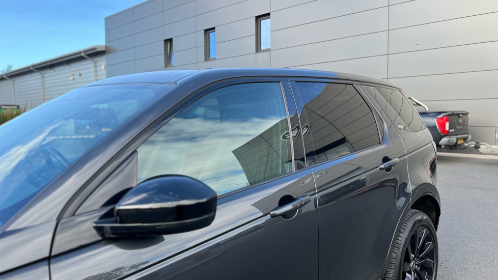 Land Rover Discovery Sport 2.0 D200 R-Dynamic HSE 5dr Auto [5 Seat] Diesel Station Wagon - Image 22