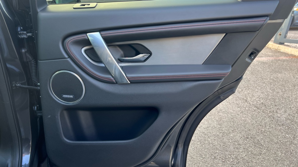 Land Rover Discovery Sport 2.0 D200 R-Dynamic HSE 5dr Auto [5 Seat] Diesel Station Wagon - Image 31