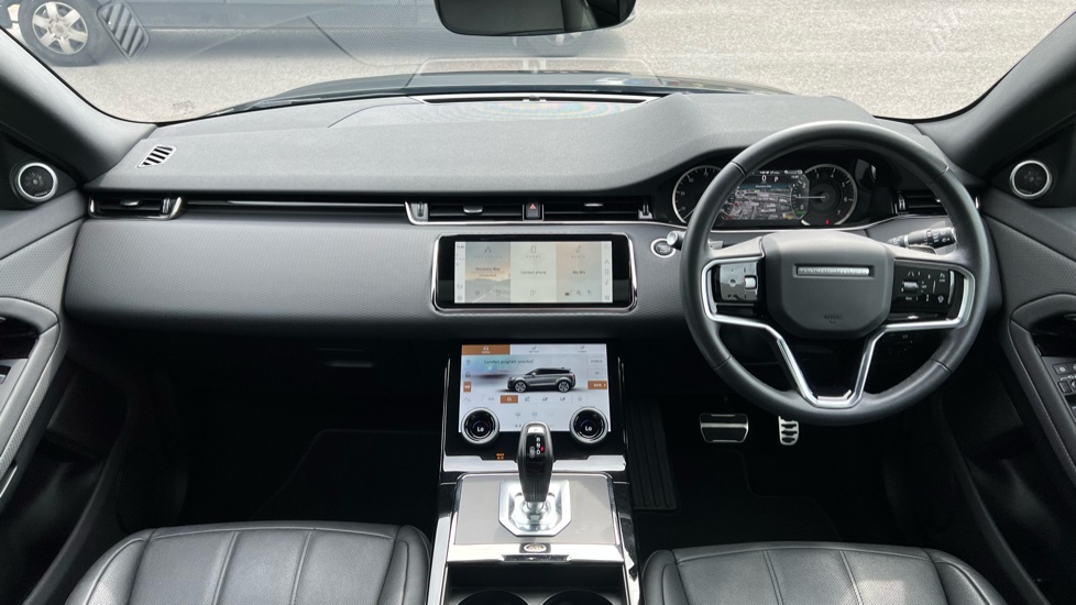 Land Rover Range Rover Evoque 1.5 P300e Evoque Edition 5dr Auto Hatchback - Image 9