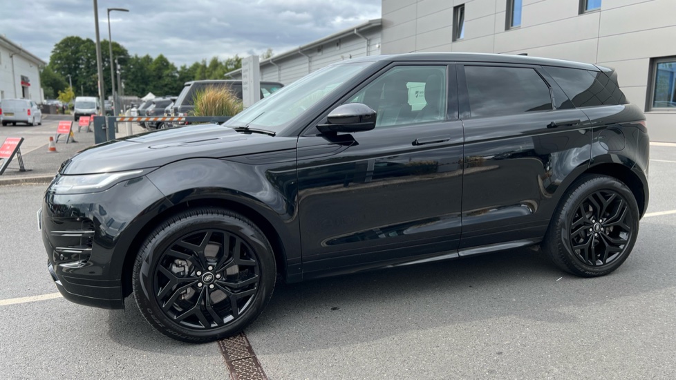 Land Rover Range Rover Evoque 1.5 P300e Evoque Edition 5dr Auto Hatchback - Image 23